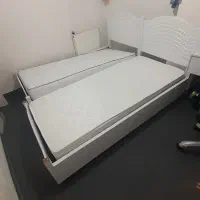 تخت نوجوان در حد نو