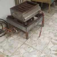 اجاق گاز آشپزخانه ای و باربکیو کوچک