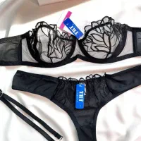 ست شورت و سوتین زیر فنر گیپور|لباس|اصفهان, نقش جهان|دیوار