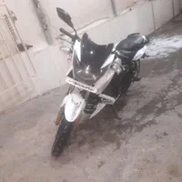 موتور مدل آپاچی ۱۸۰