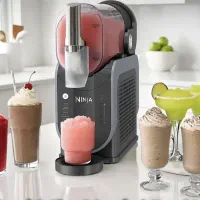 یخ در بهشت ساز نینجا آمریکایی SLUSHi fs301|آبمیوه‌گیر و آب‌مرکبات‌گیر|تهران, سهروردی|دیوار
