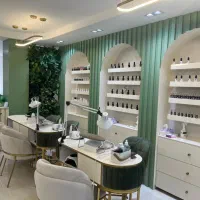 ارائه خدمات ناخن