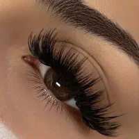 اکستنشن مژه و لیفت و لمینت مژه و ابرو