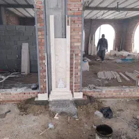 شاگرد کاشی کار نماکار