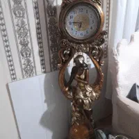 ساعت ایستاده