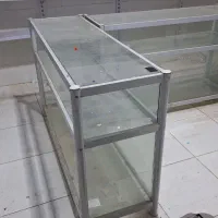 ویترین فلزی به همراه شیشه|فروشگاه و مغازه|شاهین‌شهر, فردوسی|دیوار