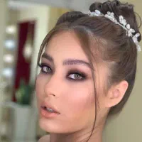 اجاره میز و صندلی سالن زیبایی