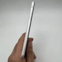 iPhone SE 2020|موبایل|زرگرشهر, |دیوار