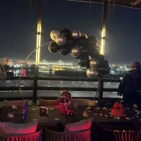 کافه رستوران بام برگزاری مراسم