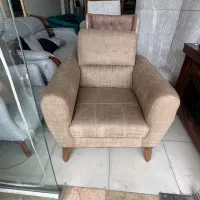 مبلمان پشت استادیوم