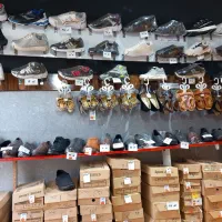 حراج انواع کفش کتونی