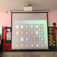 ویدیو پروژکتور اولترا شروترو smart محیط های آموزشی