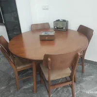 فروش میز غذاخوری گرد در حد نو