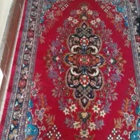 فرش قرمز کناره