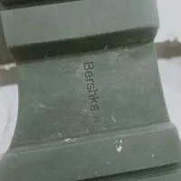 بوت مارک برشکا.|کیف، کفش، کمربند|یاسوج, |دیوار