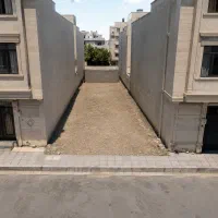 زمین-210متری