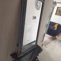 آیینه و کنسول