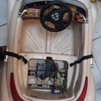 ماشین شارژی دو موتوره با پخش آهنگ|اسباب‌بازی بچه|تهران, امیریه|دیوار