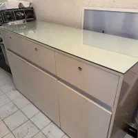 کمد (دراوور) و تخت