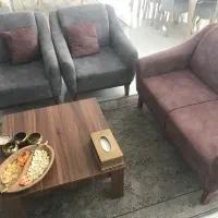 مبل راحتی و میز