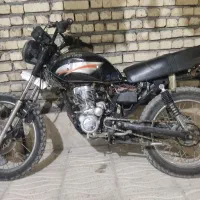 موتور سیکلت همتاز 150