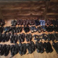 فروشع انواع لباس کفش و روسری کلاه کیف زنانه