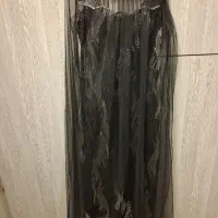 تعدادی لباس مجلسی. با قیمت مناسب. بفروش میرسد