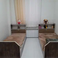 تختخواب ومیز تحریر