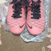 کفش فوتبالی درحد نو|ورزش‌های توپی|الشتر, |دیوار