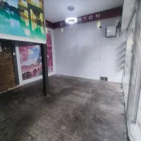 مغازه ۳۰ متری بر خیابان زرهی