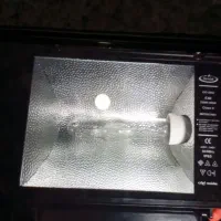 لامپ و نورافکن