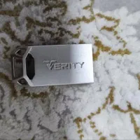 فلش ۳۲ گیگ برند VERITY سالم