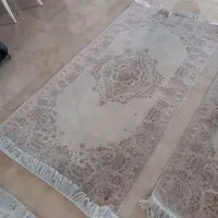 دوتا فرش کوچیک