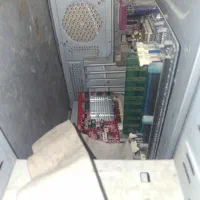 دو عدد کیس|رایانه رومیزی|شاهین‌شهر, سعدی جنوبی|دیوار