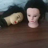 .اینه کاملا نو ومدل عروسکی تمرین ارایشگری کار کرده|کتابخانه، شلف، قفسه‌های دیواری|زنجان, |دیوار