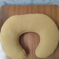 بالشت شیردهی