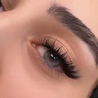 کاشت موقت مژه