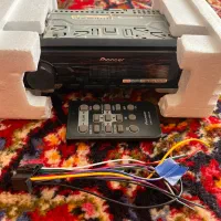 یک دستگاه ضبط پایونر مدل MVH-X195UI