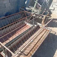 اخوره بزرگ|لوازم جانبی حیوانات|حنا, |دیوار