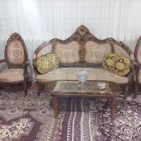 یک دست مبل ۹نفره ویک دست غذا خوری ۴نفره سالم|مبلمان خانگی و میز عسلی|سلماس, |دیوار