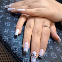 به مناسبت بلک فرایدی تخفیف داریم رو کل خدمات ناخن|خدمات آرایشگری و زیبایی|اصفهان, تخت فولاد|دیوار