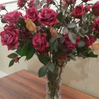 گلدان لاروس ایتالیا با گل|صنایع دستی و سایر لوازم تزئینی|قم, حنیف نژاد|دیوار