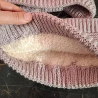 کلاه و شالگردن کودک|کفش و لباس بچه|قم, انسجام|دیوار