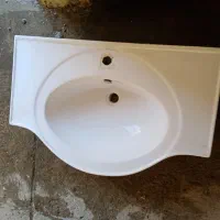 روشویی سالم تمیز در حد نو