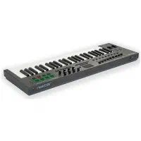 میدی‌کنترلر Nektar Impact LX49+