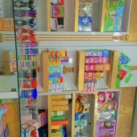 فروش مغازه فعال سه شغل خرازی. آرایشی.لوازم تحریر|فروش مغازه و غرفه|چابهار, |دیوار