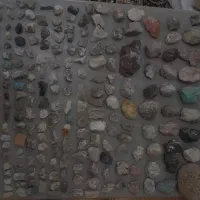 سنگ وعتیقه|جواهرات|رباط‌کریم, رباط‌کریم|دیوار