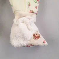 سرهمی|کفش و لباس بچه|اصفهان, باغ نگاره|دیوار