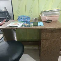 میز مطالعه در حد نو