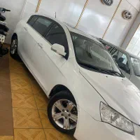 جیلی هاچبک امگرند  مدل ۲۰۱۳